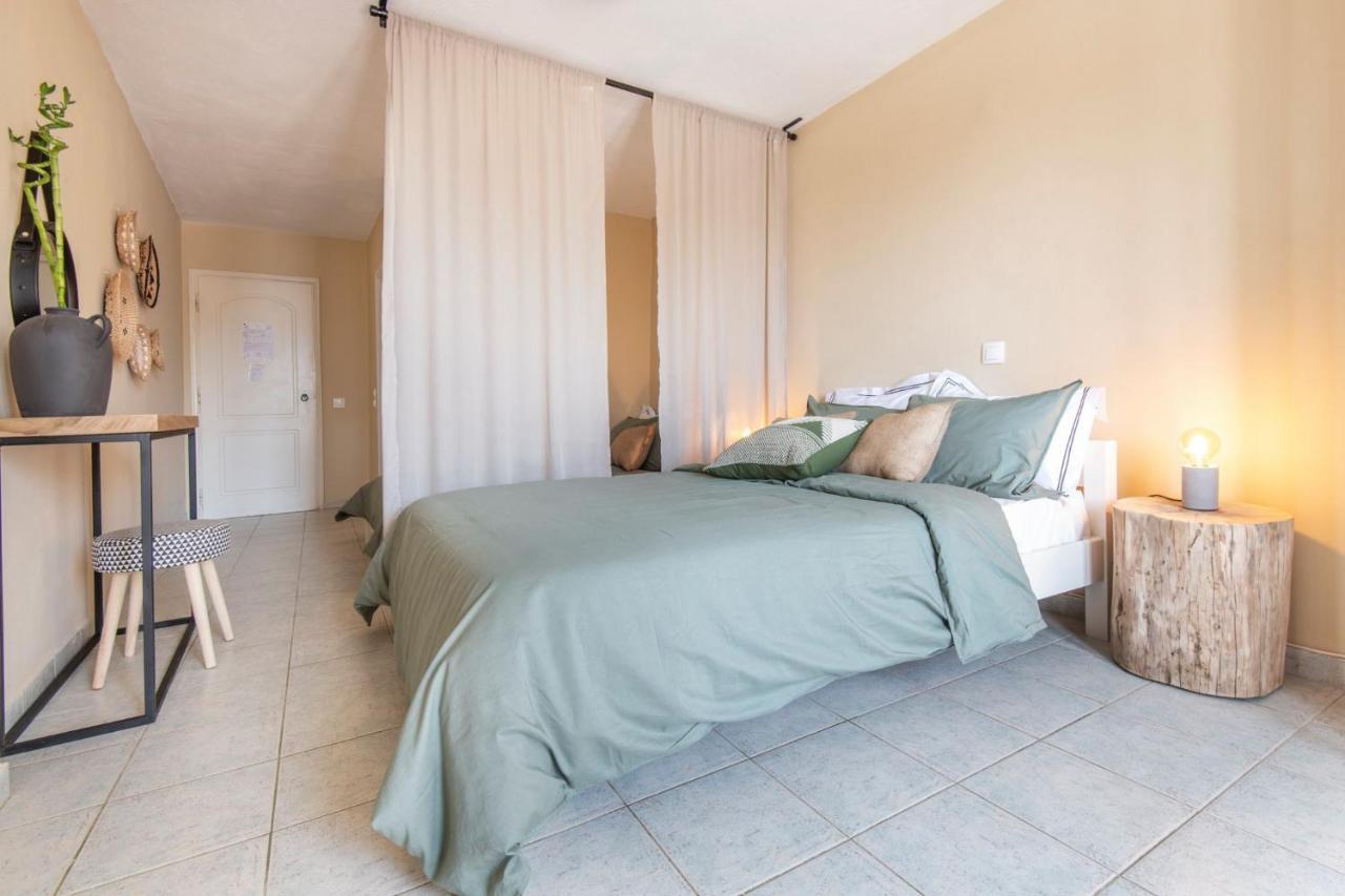 Puerto Seaside Rooms Ahladerí Kültér fotó